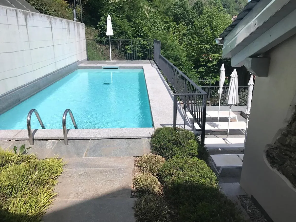 Casa Di Campagna Rosina Con Piscina E Vista Lago Gravedona Daire